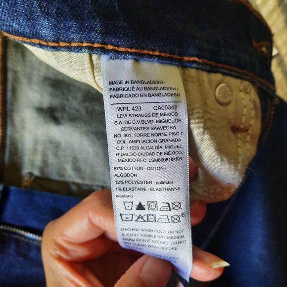 Levi Strauss Signature Vintage High Rise Straight Jeans NWT! - Darkwash, Sz 6 - Picture 13 of 16